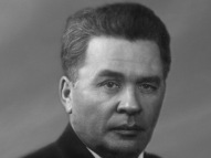 А.И. Каримов (1951-1956)